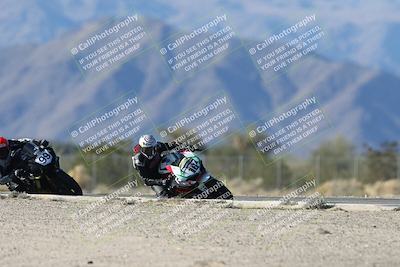 media/Dec-07-2025-CVMA (Sun) [[3e7d2de5dc]]/Race 12- Formula 40 MW and LW/